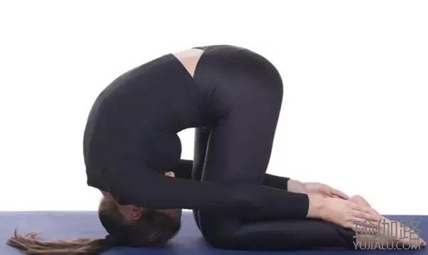 缓解背部疼痛瑜伽体式图7